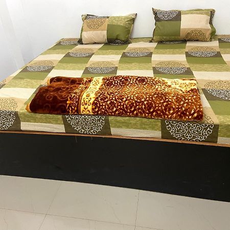 Garuda Guest House Варанаси Экстерьер фото